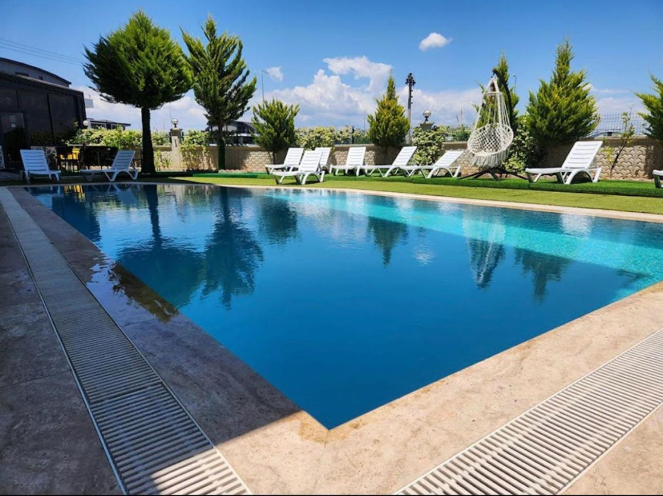אנטליה Gardenya Lara Suit Hotel מראה חיצוני תמונה